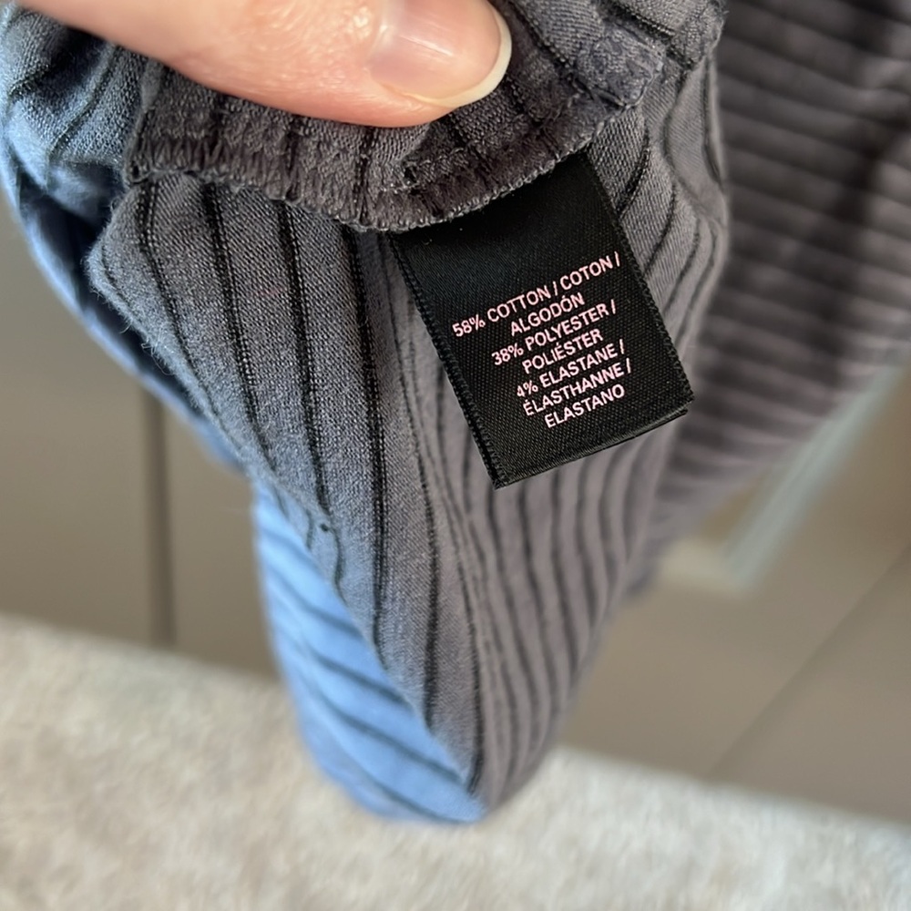 🩶 Victoria Secret Vintage Tank - Picture 5 of 6